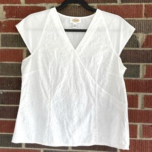 Talbots white on white cotton embroidered top